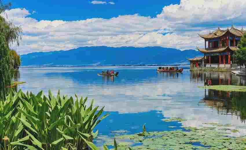 昆明旅游行業(yè)網(wǎng)站如何結(jié)合本地特色進(jìn)行內(nèi)容布局