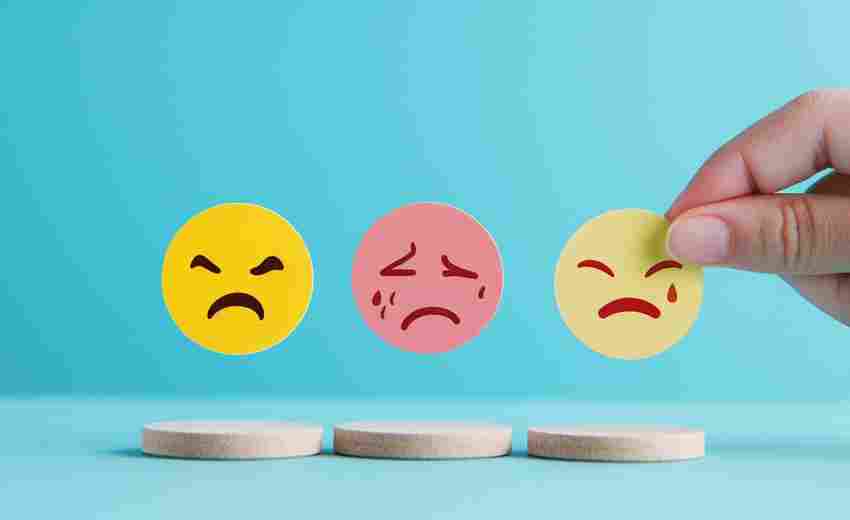 如何根據(jù)用戶反饋改進外貿(mào)網(wǎng)站