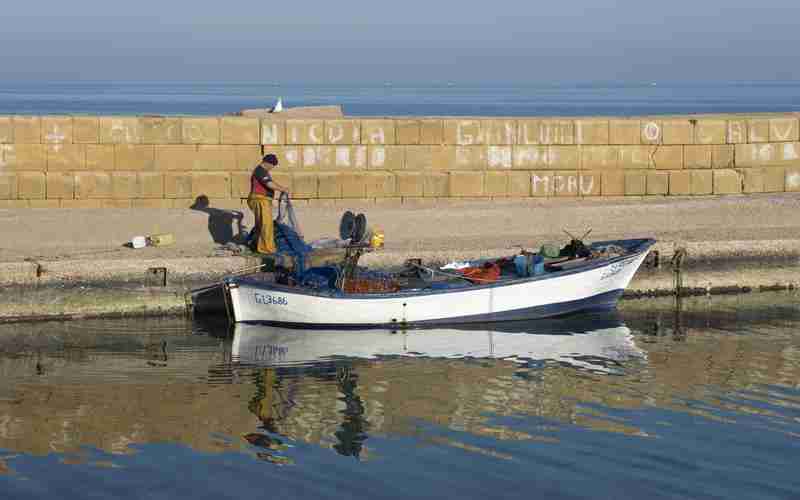 dedecms 后臺(tái)友情鏈接圖片不顯示,在一個(gè)網(wǎng)頁(yè)中嵌入顯示另一個(gè)網(wǎng)頁(yè)