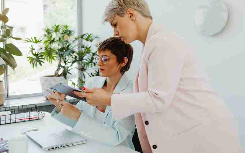 mysql怎么列出數(shù)據(jù)庫(kù)(mysql刪除數(shù)據(jù)庫(kù))